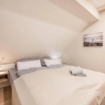 Herrlich 01 Klein Stresow Ruegen By Ruyastay