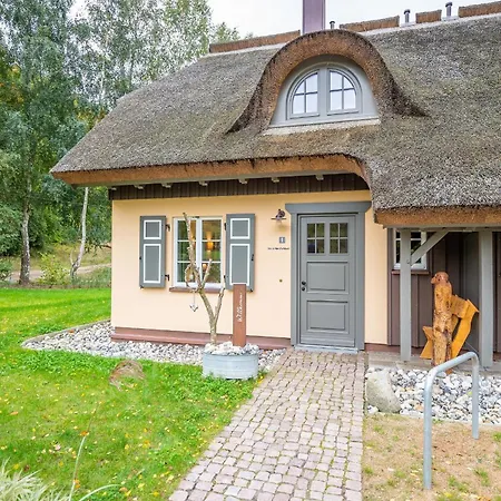 Herrlich 01 Klein Stresow Ruegen By Ruyastay 普特布斯